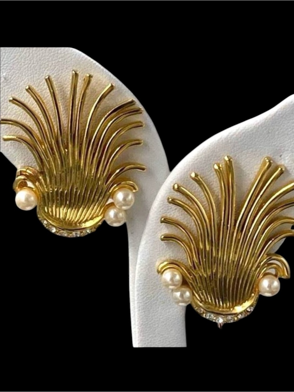 Vintage Rhinestone Faux Pearl Clip Earrings
